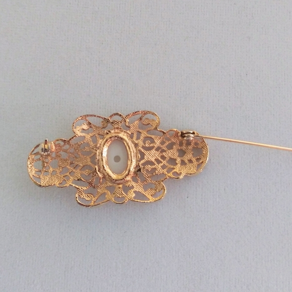 Vintage Filigree Brooch - Picture 7 of 7